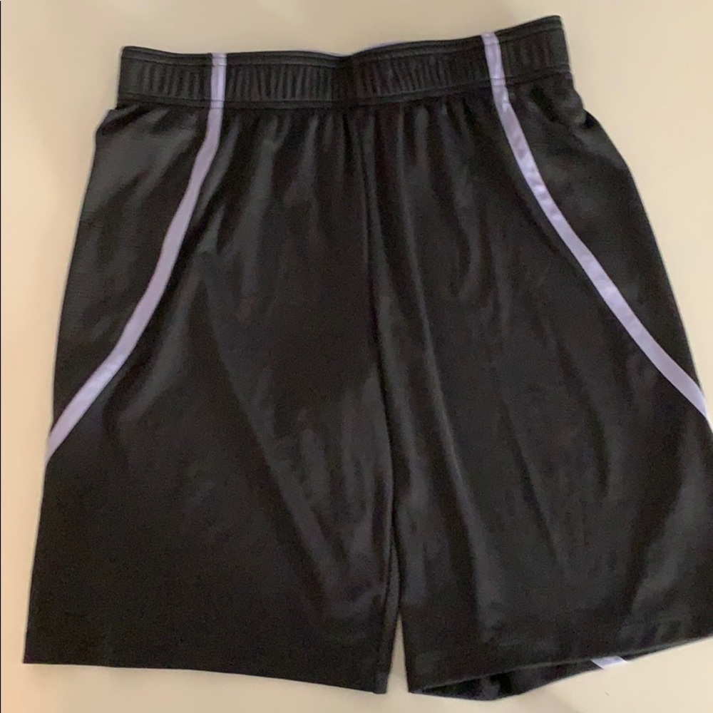 Basketball shorts